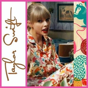 Taylor Swift pajama top size S small squirrel